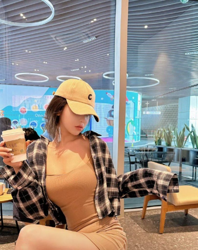 图片[2]_核弹开场2026年第一大瓜名媛司晓迪iamroosie核爆内娱自曝睡遍娱乐圈_吃瓜站_网红黑料丨极品美女