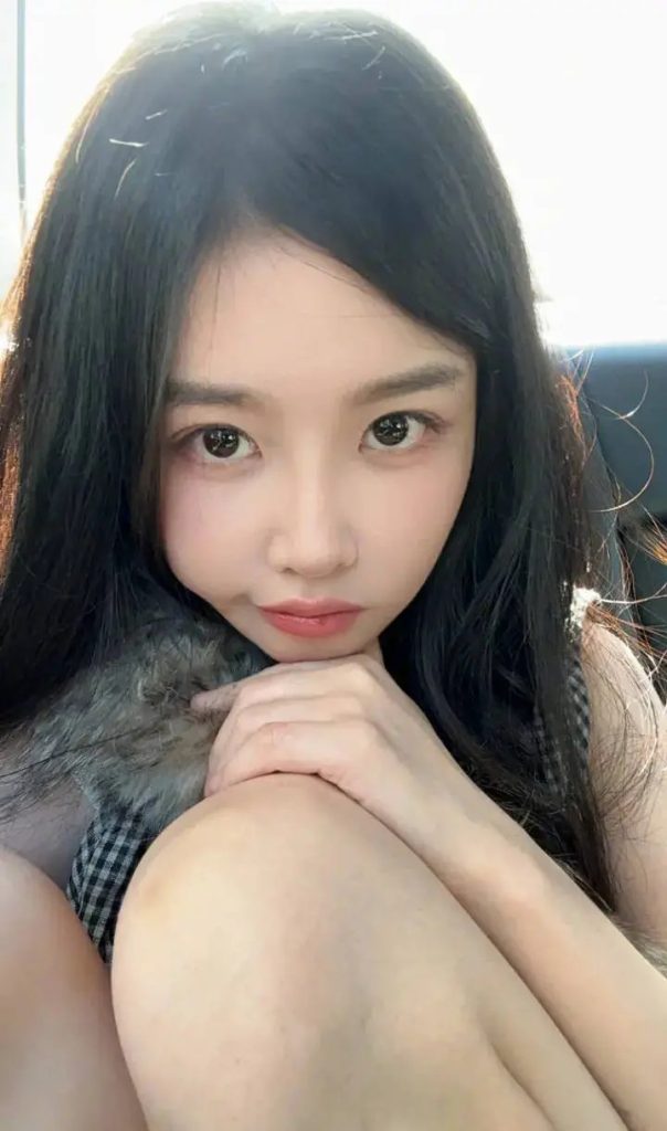 女团再爆猛料前成员陪酒内幕_吃瓜站_网红黑料丨极品美女